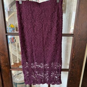 Forever 21 lace pencil skirt
